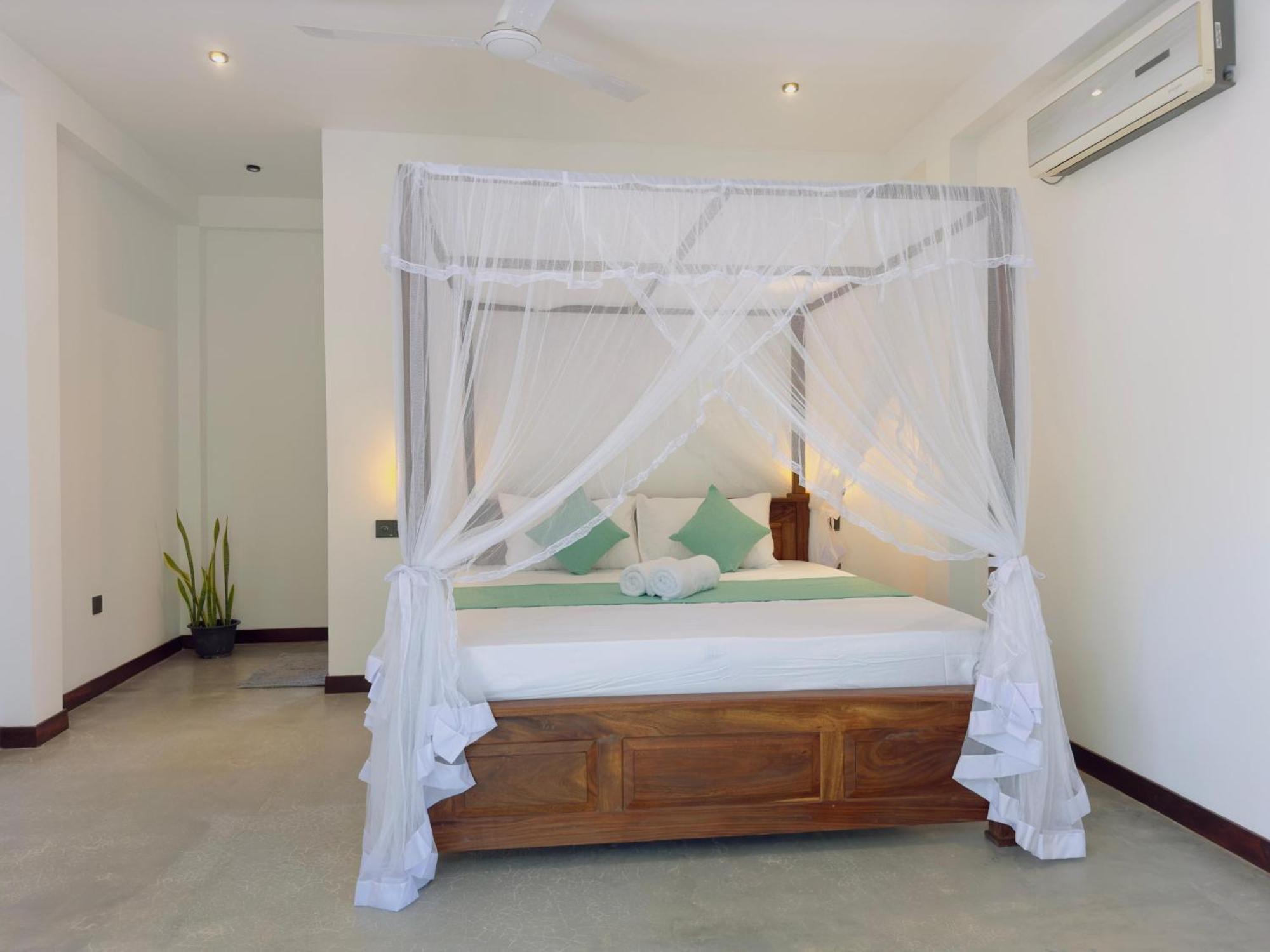 New Ocean Breeze Madiha Hotel มาตารา ภายนอก รูปภาพ